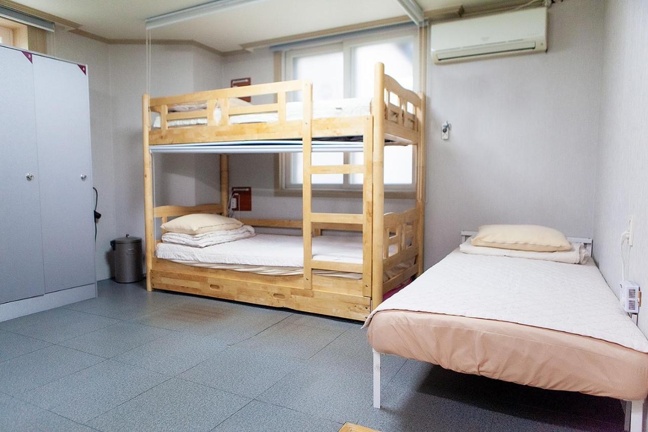 Hostel Mihojae Puszan Szoba fotó